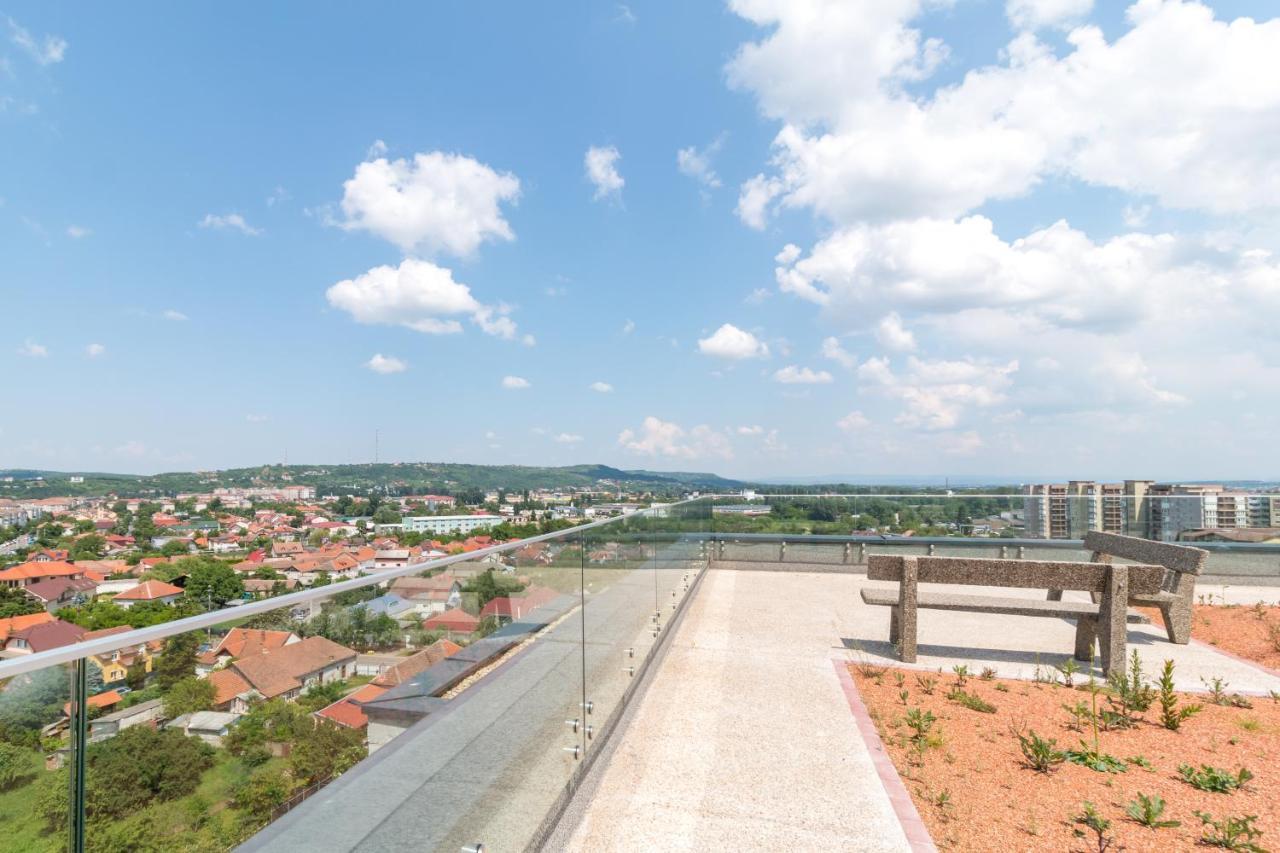 Grand Hill Flats Appartement Oradea Buitenkant foto