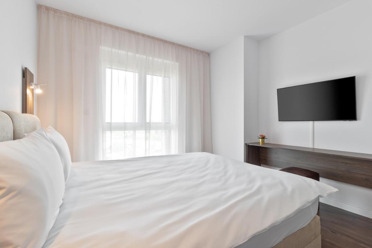 Grand Hill Flats Appartement Oradea Buitenkant foto