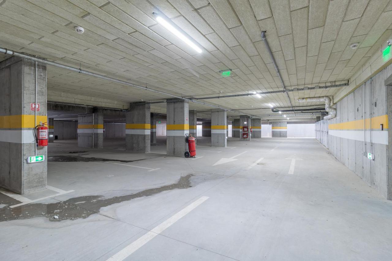 Grand Hill Flats Appartement Oradea Buitenkant foto