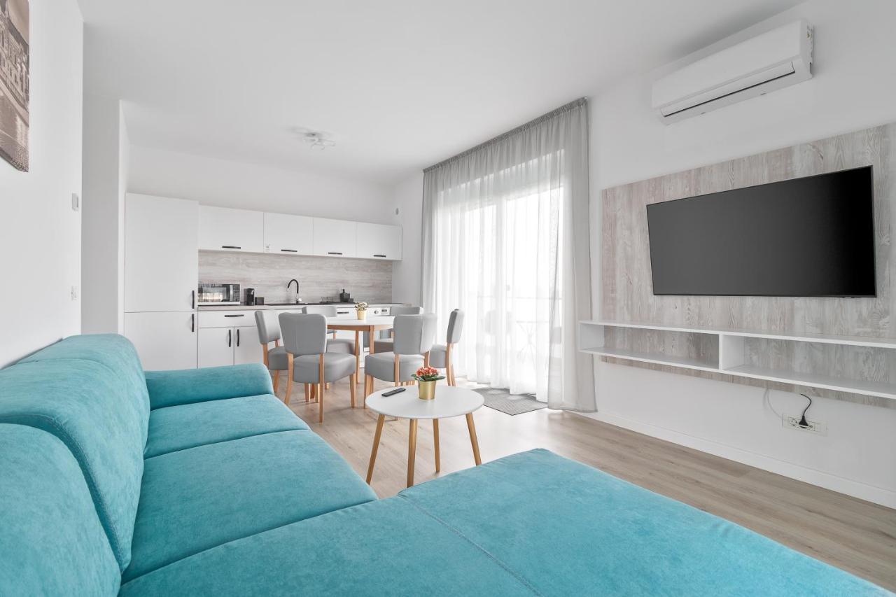 Grand Hill Flats Appartement Oradea Buitenkant foto