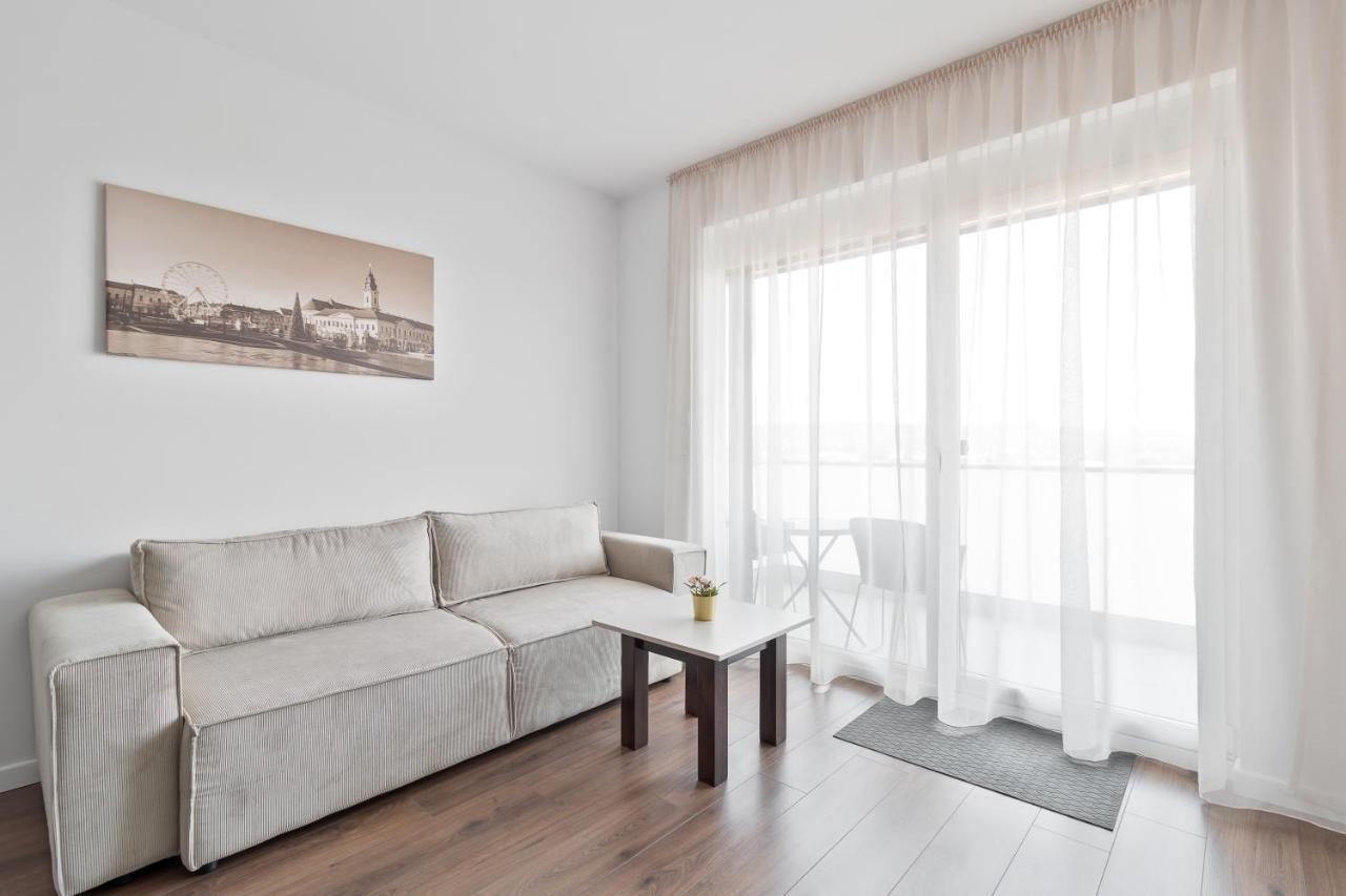 Grand Hill Flats Appartement Oradea Buitenkant foto