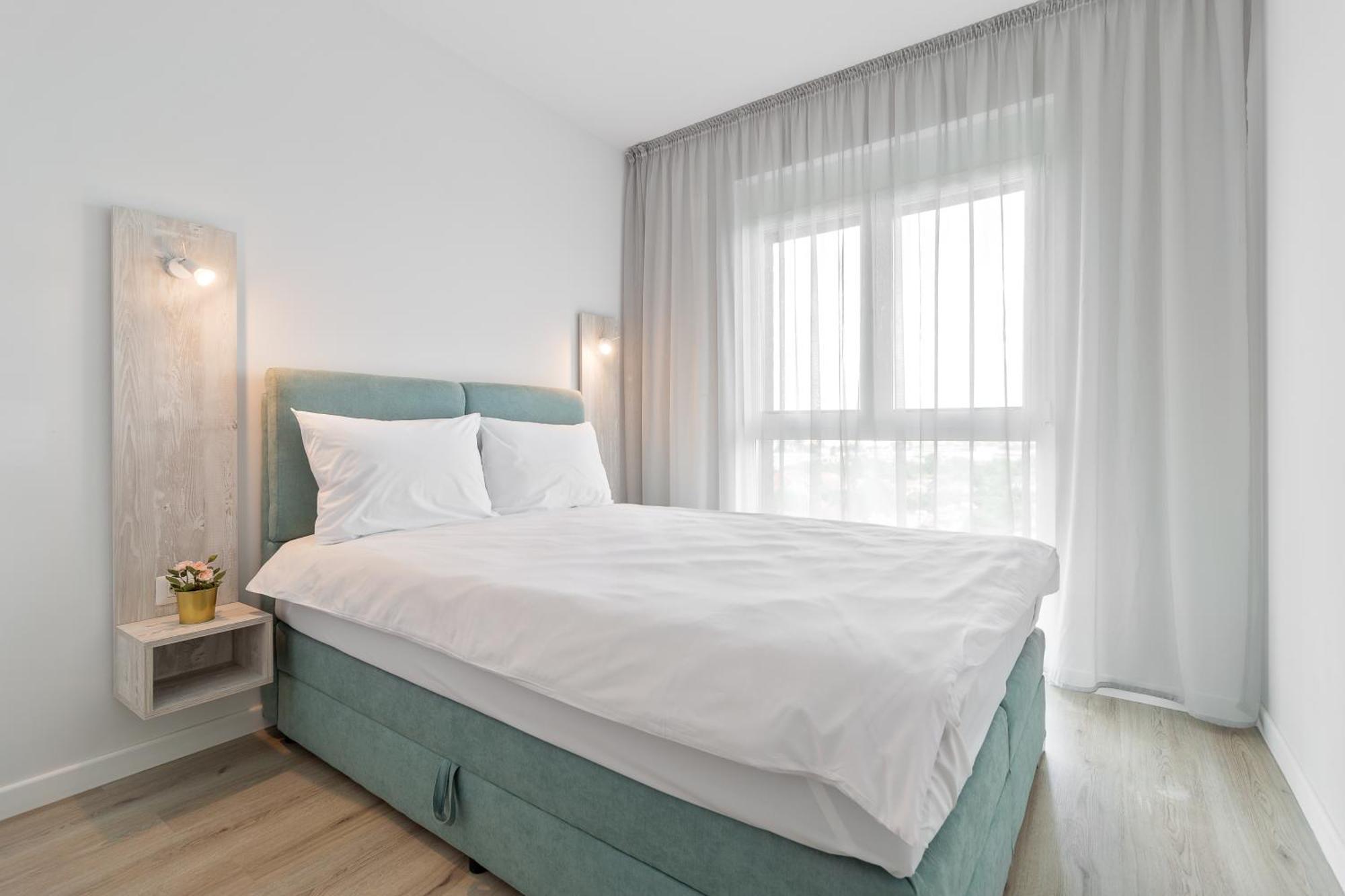Grand Hill Flats Appartement Oradea Buitenkant foto
